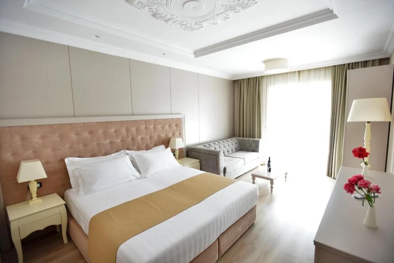 Flower Hotel And Spa Голем Албания