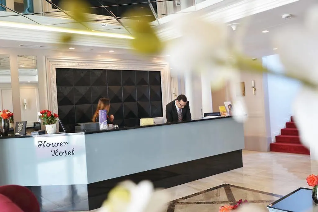 Flower Hotel And Spa Golem
